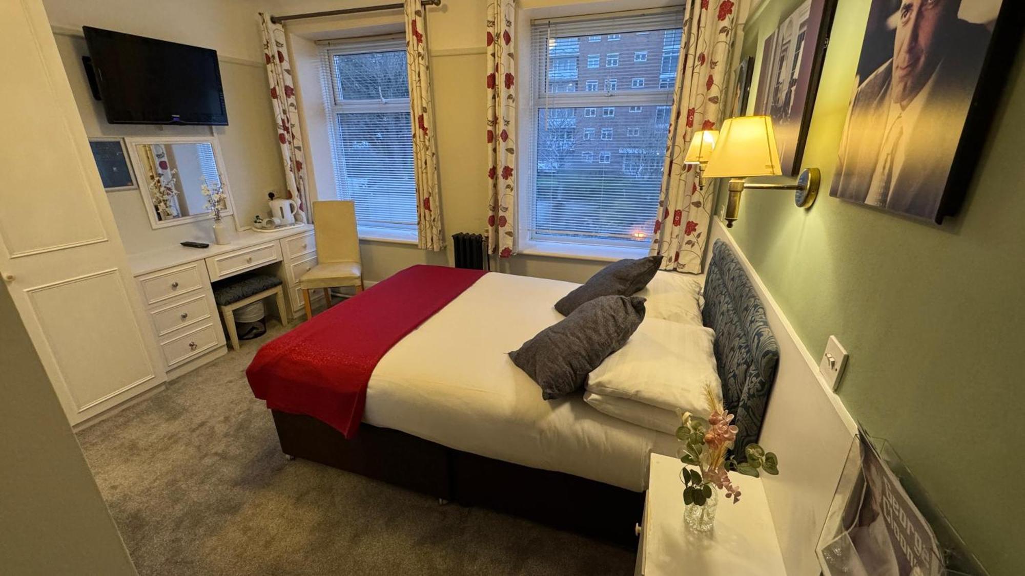Hotel Celebrity Bournemouth East Cliff By Villare Hotels Extérieur photo