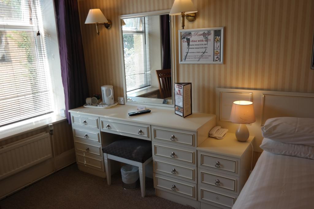 Hotel Celebrity Bournemouth East Cliff By Villare Hotels Extérieur photo